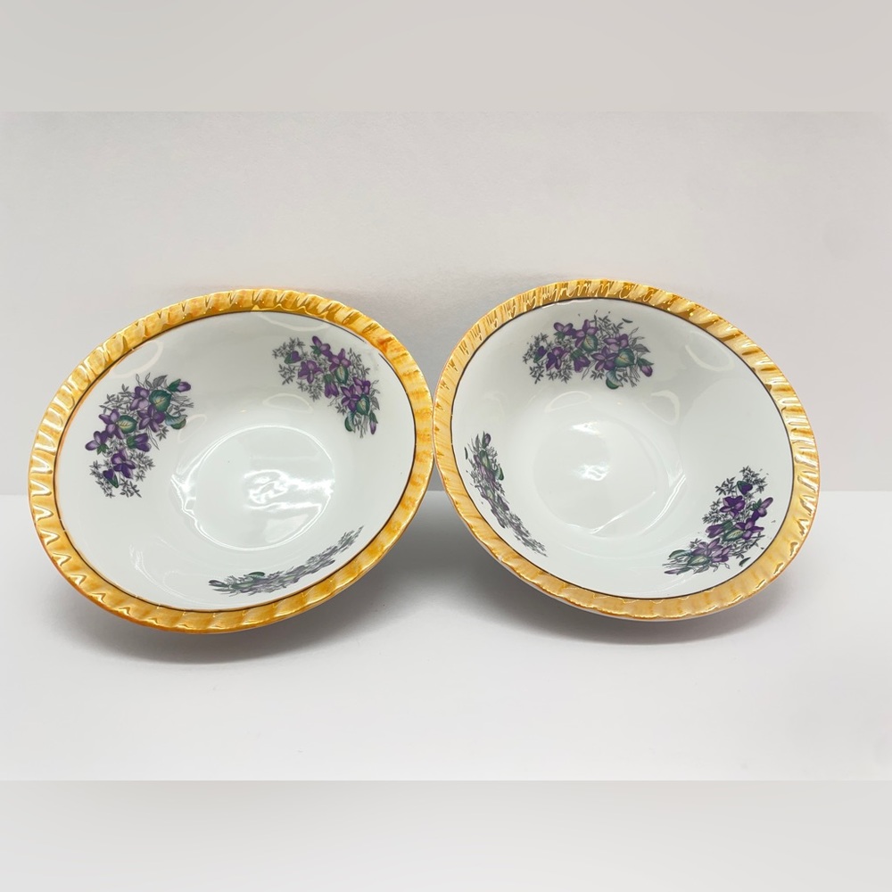 Set of 2 Vintage Yamatsu Lusterware Bowls 7" Gold Trim, Purple Flowers